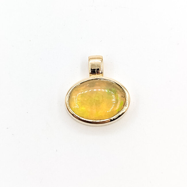 Pendant 2.21ct Cabochon Opal 14ky 14x10mm 125100069