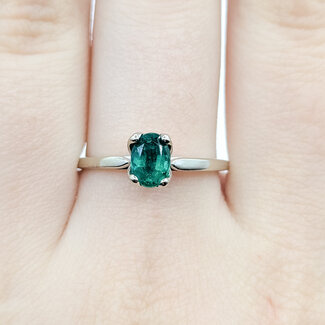 Ring Solitaire .75ct Emerald 14kw 7mm Sz9 2.6g 125110015