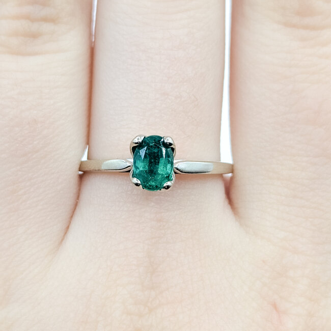 Ring Solitaire .75ct Emerald 14kw 7mm Sz9 2.6g 125110015