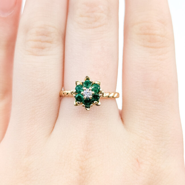Ring Flower 0.07ctw Round Diamond .50ctw Green Emerald 14ky 2mm Sz6 3.83g 225100047