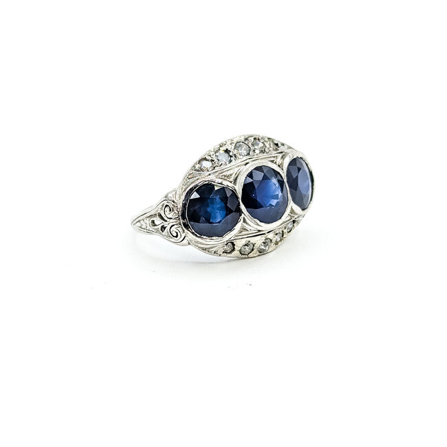 Ring 3-Stone Filigree 0.15ctw Round Diamonds 2.28ct Blue Sapphire Platinum 14mm Sz5 5.94g 225100139