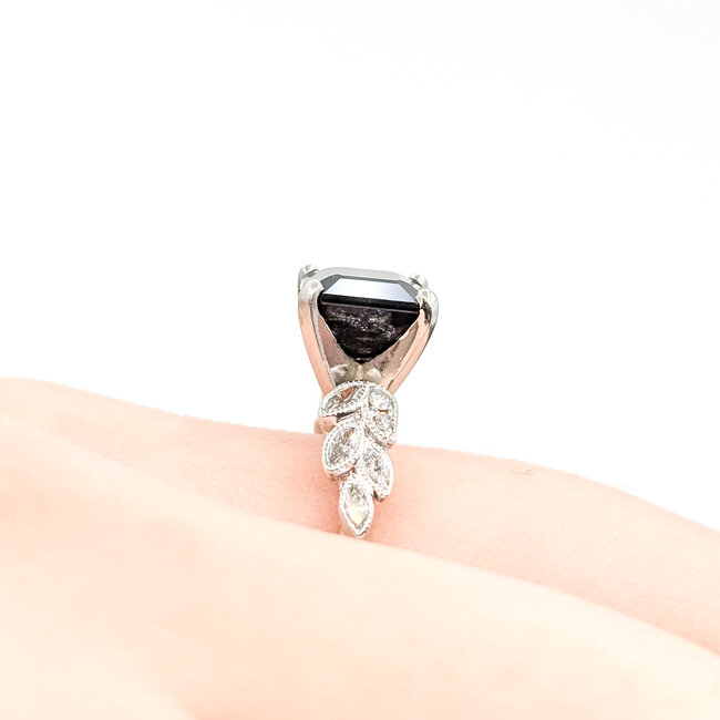 Ring Engagement Milgrain .25ctw Round & Marquise Diamonds 2.75ct Black Sapphire 14kw 2.3mm Sz5 4.15g 225110065