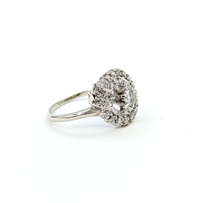 Ring Cluster .50ctw Round Diamonds 14kw 13.5mm Sz7.5 3.78g 225100159