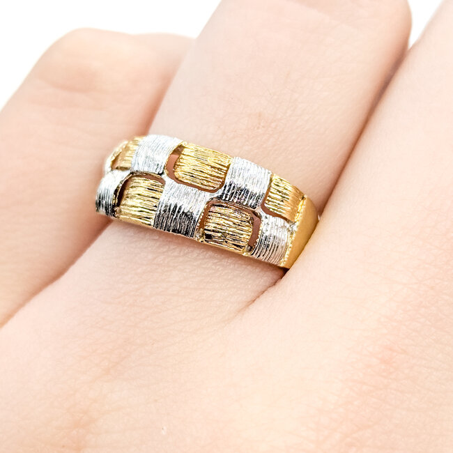 Ring Brushed Basket 18ktt 8mm Sz5.75 3.8g 125112019