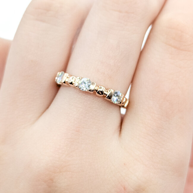 Ring 3-Stone CZ 14kr 3.5mm Sz7 3.2g 125112020
