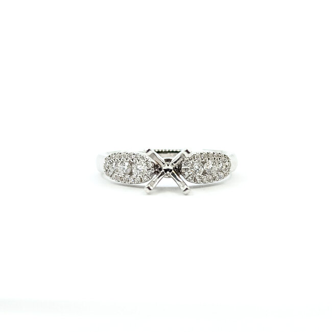 Ring 0.32ctw Diamonds 18kw 6.5x6.5mm 125110129