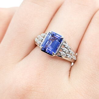 Ring .12ctw Round Diamonds 2.2ct Tanzanite 14kw 10.15mm Sz7 3.9g 225100020