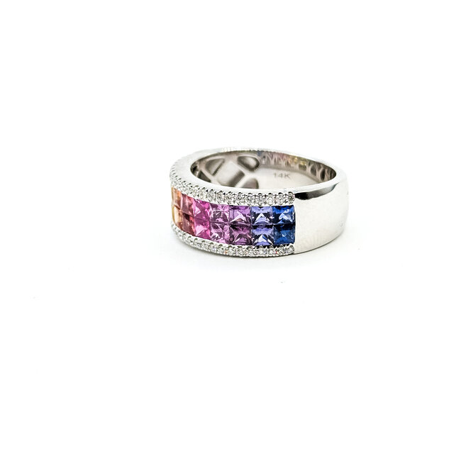 Ring Invisible Set 0.24ctw Round Diamonds 2.29ctw Rainbow Sapphire 14kw 7.8mm Sz7 7.35g 225110142