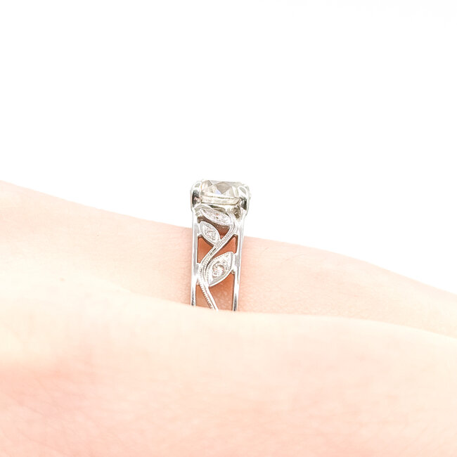 Ring Simon G Floral Milgrain 1.00ct Round Diamond .10ctw Near Colorless Diamonds 14kw 4.5mm Sz8 3.83g 225110148