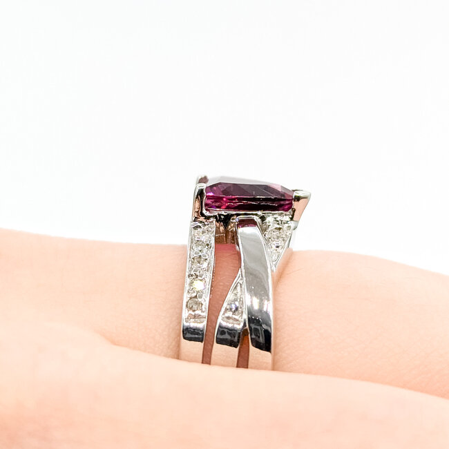 Ring Cross Over 0.05ctw Round Diamonds 1.8ct Rodolite Garnet 14kw 9.5mm Sz6.5 7.4g 225110024