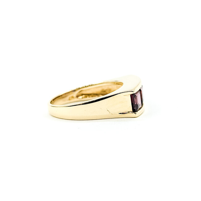 Ring 3.50ctw Mozambique Garnet 14ky 7.4mm Sz9 6.44g 125110058