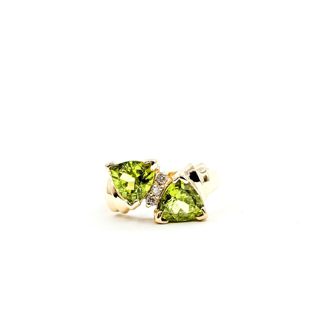 Ring Toi et Moi 0.03ctw Round Diamonds 2.2ctw Peridot 14ky 10.35mm Sz6.5 6.1g 225110021