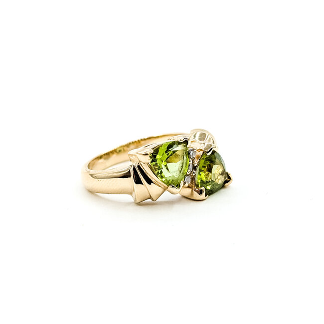 Ring Toi et Moi 0.03ctw Round Diamonds 2.2ctw Peridot 14ky 10.35mm Sz6.5 6.1g 225110021