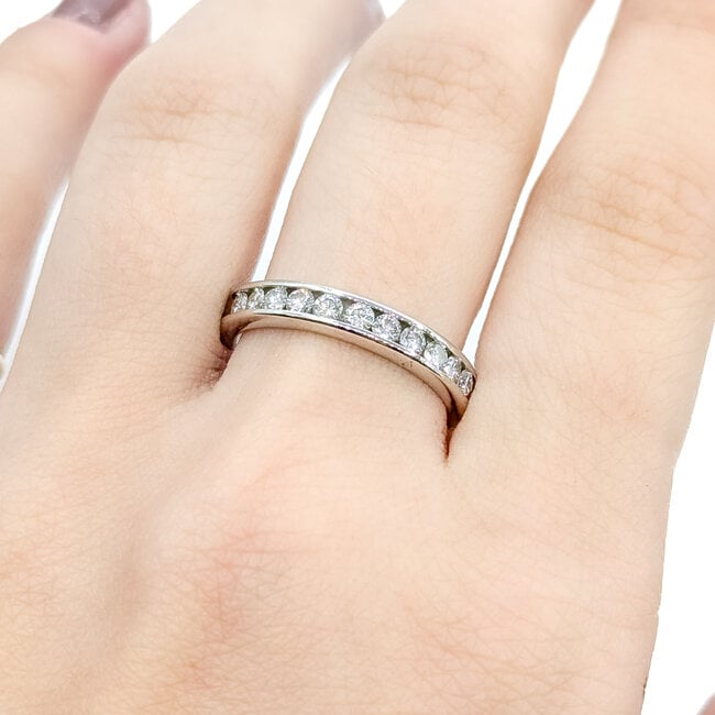 Ring Channel 0.33ctw Round Diamonds 950pt 3.65mm Sz7 6.3g 225110006