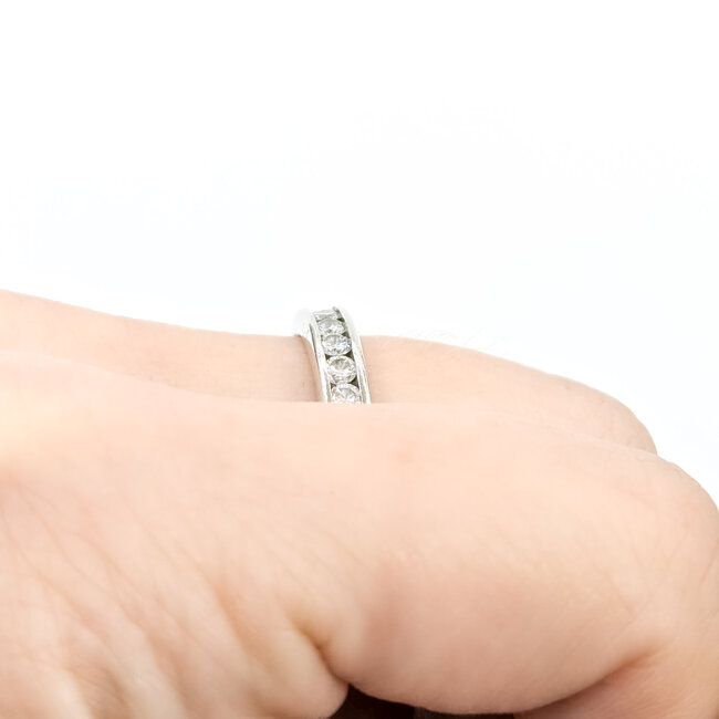 Ring Channel 0.33ctw Round Diamonds 950pt 3.65mm Sz7 6.3g 225110006