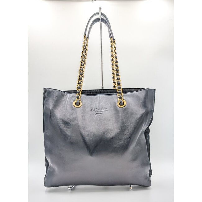 Handbag Prada Napa Navy Leather Gold Chain 125125059