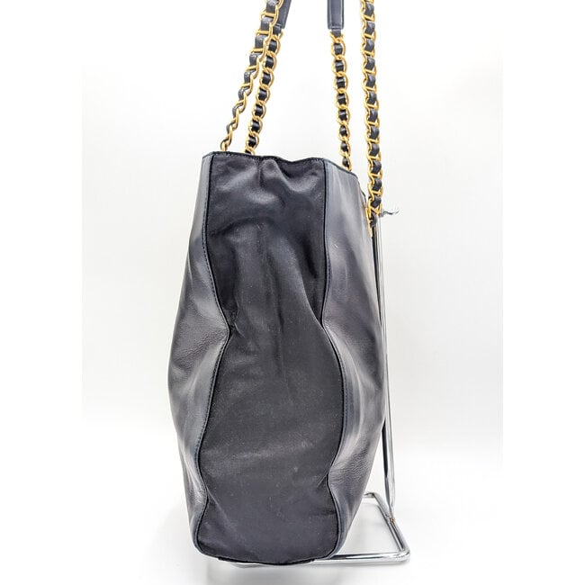 Handbag Prada Napa Navy Leather Gold Chain 125125059