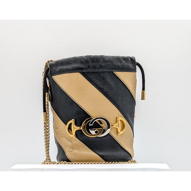 Bucket Gucci Zumi Mini Bucket Black & Beige 125125041