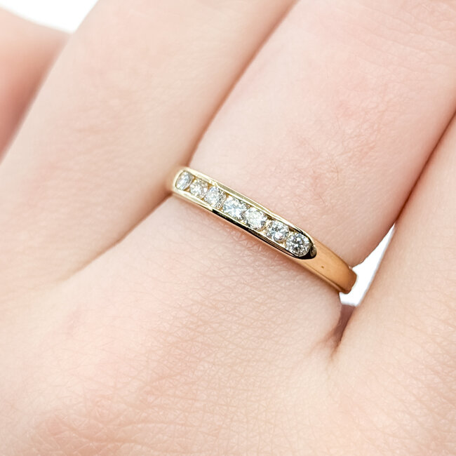 Ring .20ctw Round Diamonds 14ky 2.5mm Sz6 2.43g 125110022