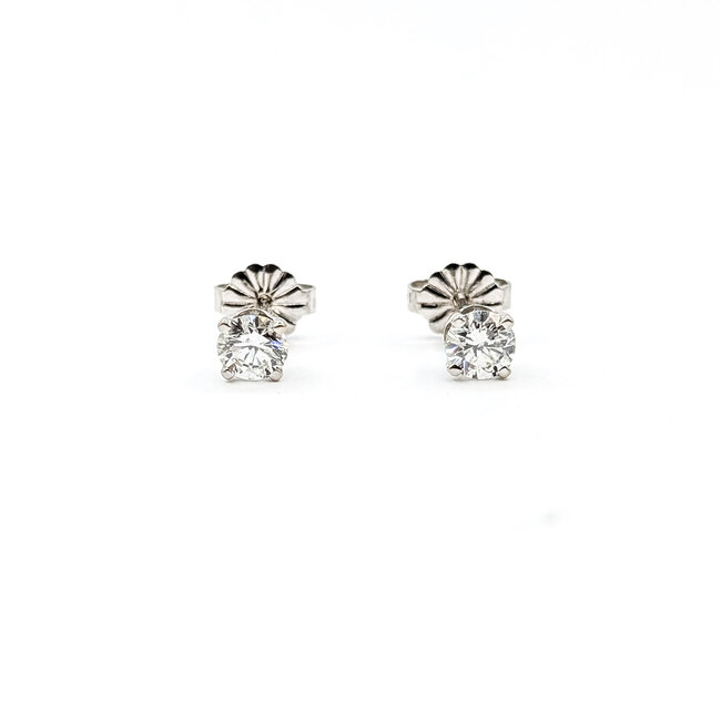 Earrings Stud .60ctw Round Diamonds 14kw 5.2mm .97g 225120015