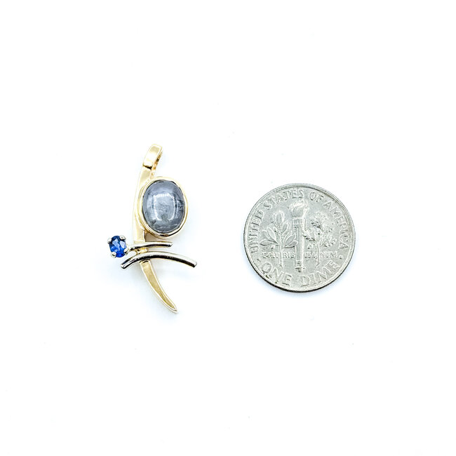 Pendant Asymmetrical 2.62ct Star Sapphire 14ktt 27.65mm x 13.4mm 3.3g 225110044