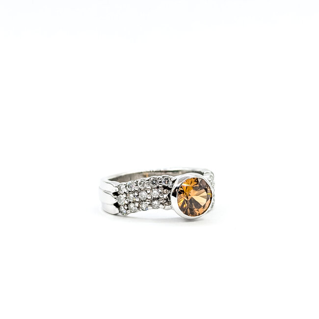 Ring 3-Row .05ctw Round Diamonds 1.60ct Orange Zircon 14kw Sz6.75 7.6g 225120035