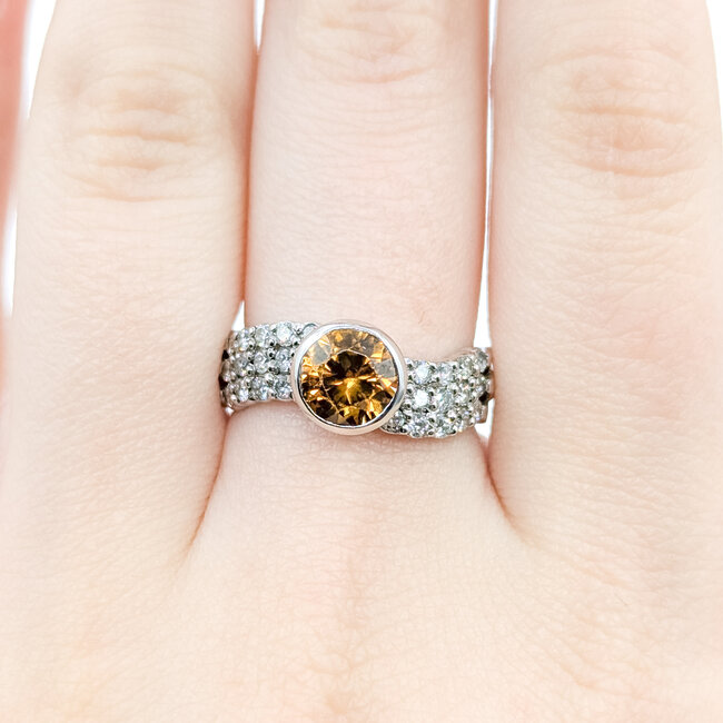 Ring 3-Row .05ctw Round Diamonds 1.60ct Orange Zircon 14kw Sz6.75 7.6g 225120035