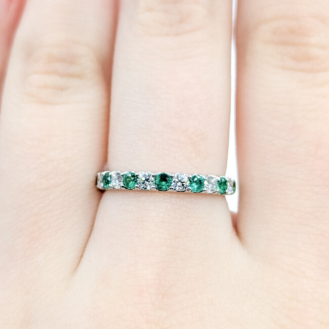 Ring Bridal .40ctw Round Diamonds 0.5ctw Emeralds 14kw 2.7mm Sz6.5 2.3g 125120061