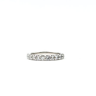 Ring Band .33ctw Round Diamonds 14kw 2.4mm Sz4 1.97g 125120076