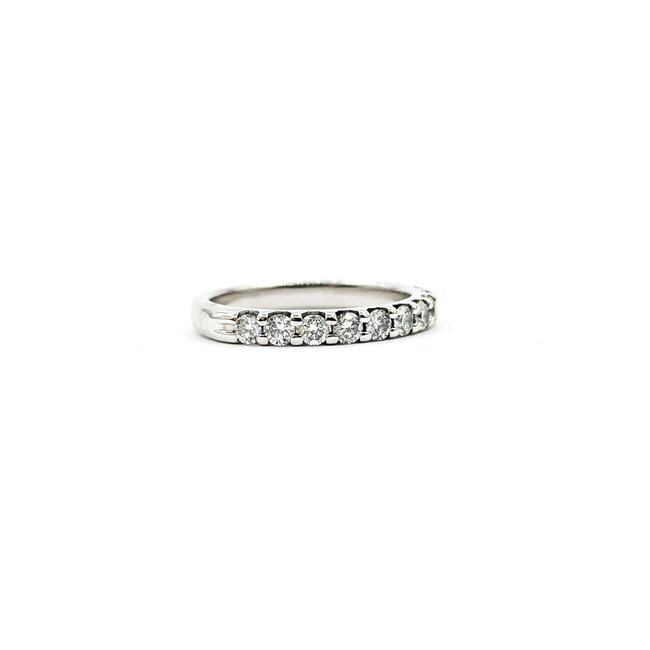 Ring Band .33ctw Round Diamonds 14kw 2.4mm Sz4 1.97g 125120076
