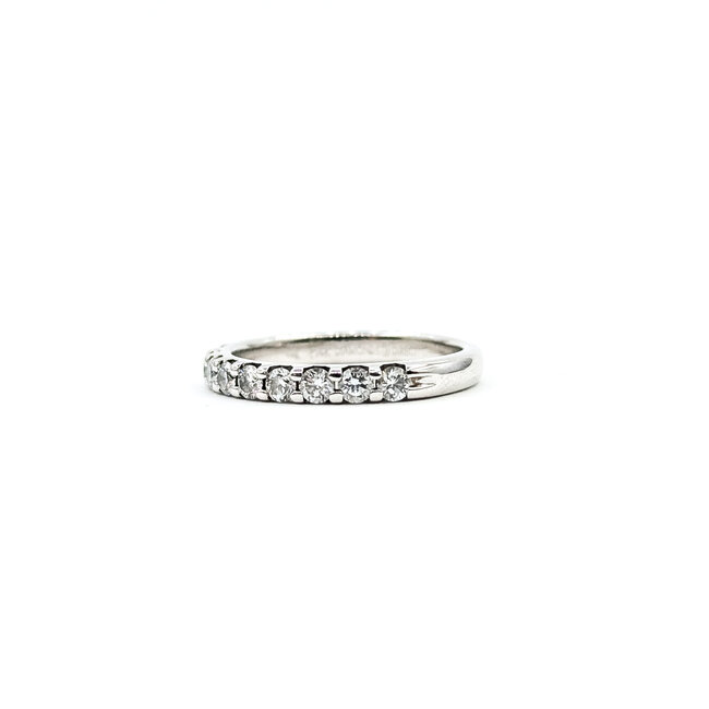 Ring Band .33ctw Round Diamonds 14kw 2.4mm Sz4 1.97g 125120076
