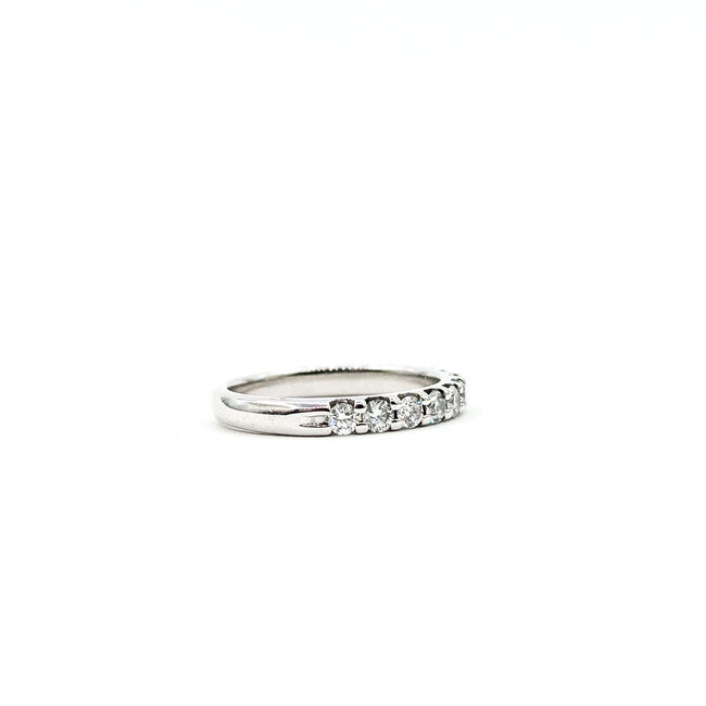 Ring Band .33ctw Round Diamonds 14kw 2.4mm Sz4 1.97g 125120076