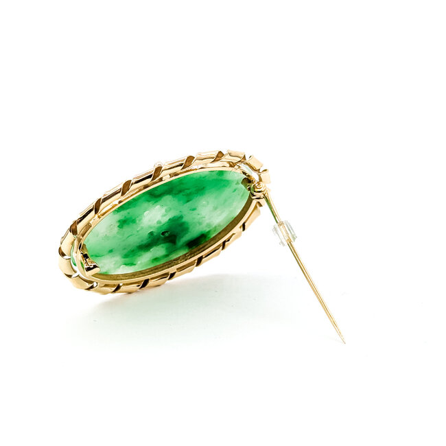 Brooch Carved Jade 14ky 40mmx30mm 8.2g 225120037