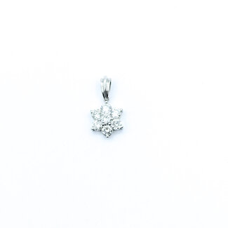 Pendant Flower 1.06ctw Round Diamonds 900pt .75x.45" 2.56g 125120101