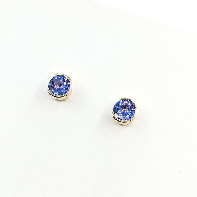 Earrings Stud 1.60ct Tanzanite 14ky 6.2mm 1.73g 125120011