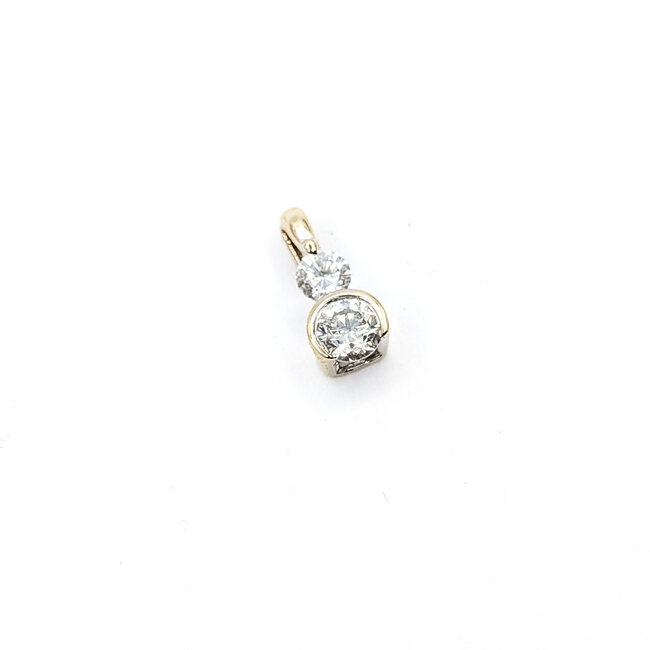 Pendant Drop .70ctw Round Diamonds 18kw 14x6mm 1.33g 226012002
