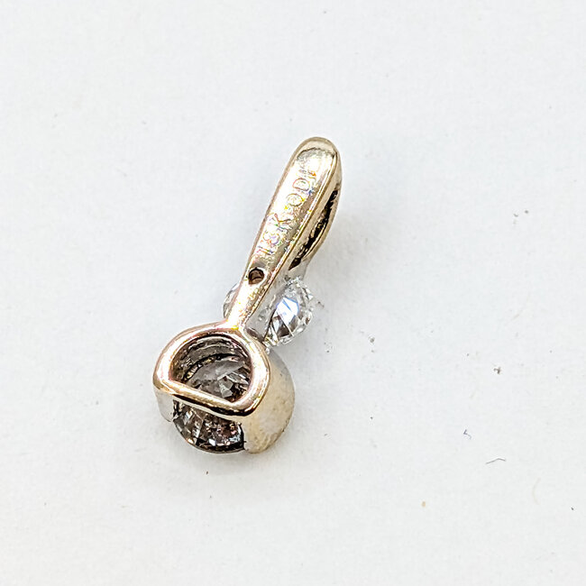 Pendant Drop .70ctw Round Diamonds 18kw 14x6mm 1.33g 226012002
