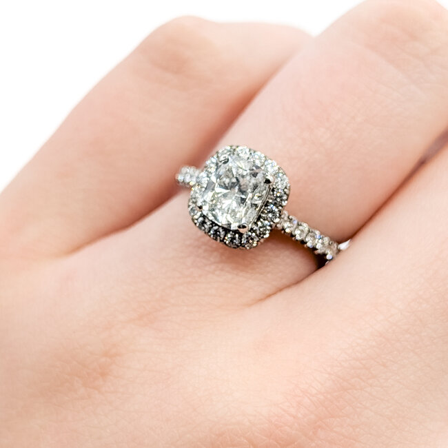 Ring Engagement 1.11ct Cushion Lab Grown Diamond IGI: 620404945 .50ctw Round Diamonds 18kw sz5.25 124050150