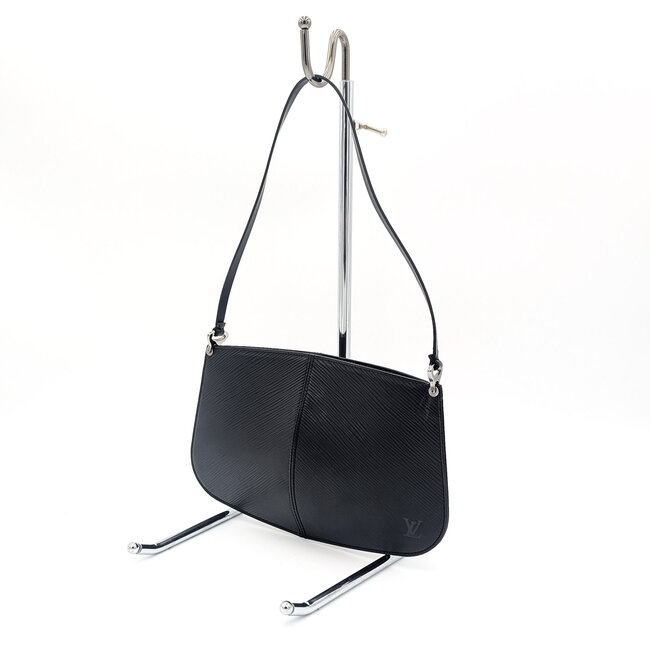 Pouch Louis Vuitton Pochette Demi Lune Black Epi Leather 126015102