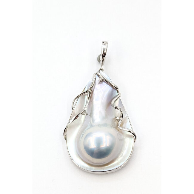 Pendant Pearl Enhancher 0.04ctw Round Diamonds 2x1.25" MOP Pearl K18WG 2.4x1.25" 19.49g 126010031