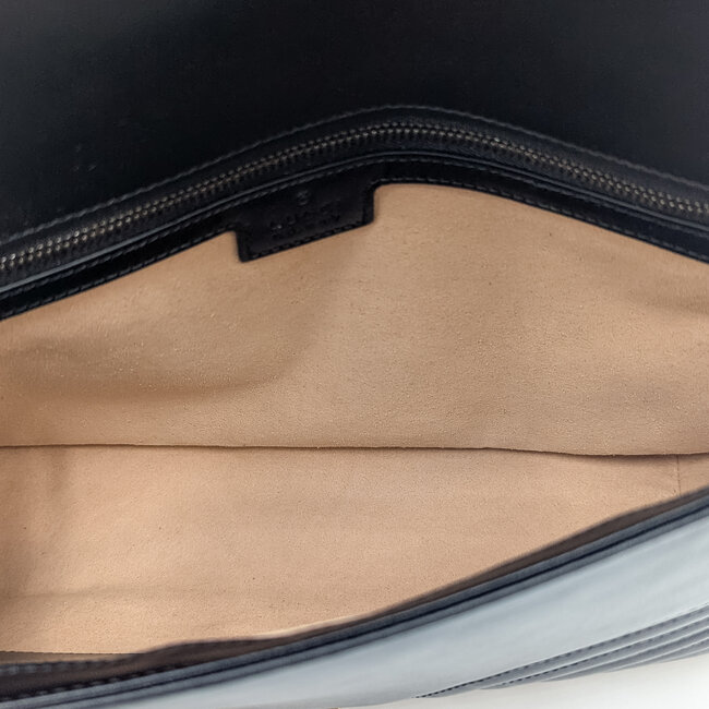 Shoulder Gucci GG Marmont Large Black Calfskin 126015126