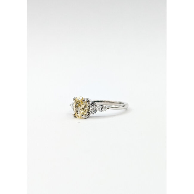 Ring Engagement 7-Across 1.05ct Oval Yellow Lab Grown Diamond IGI: 644418046 .50ctw Diamonds 18kw 1.8mm Sz6 2.95g 125100048
