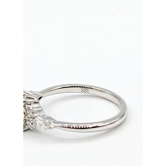 Ring Engagement 7-Across 1.05ct Oval Yellow Lab Grown Diamond IGI: 644418046 .50ctw Diamonds 18kw 1.8mm Sz6 2.95g 125100048