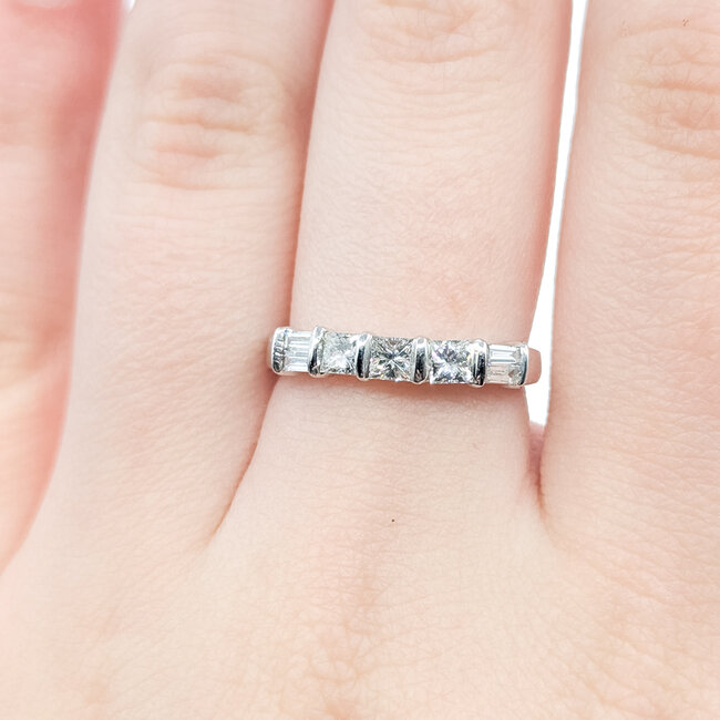 Ring 7-Stone .33ctw Princess & Baguette Diamonds 14kw Sz7 2.13g 126020013