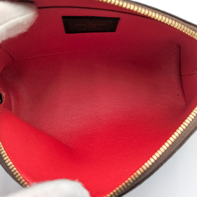 Cosmetic Louis Vuitton Pouch Damier Ebene 126025002