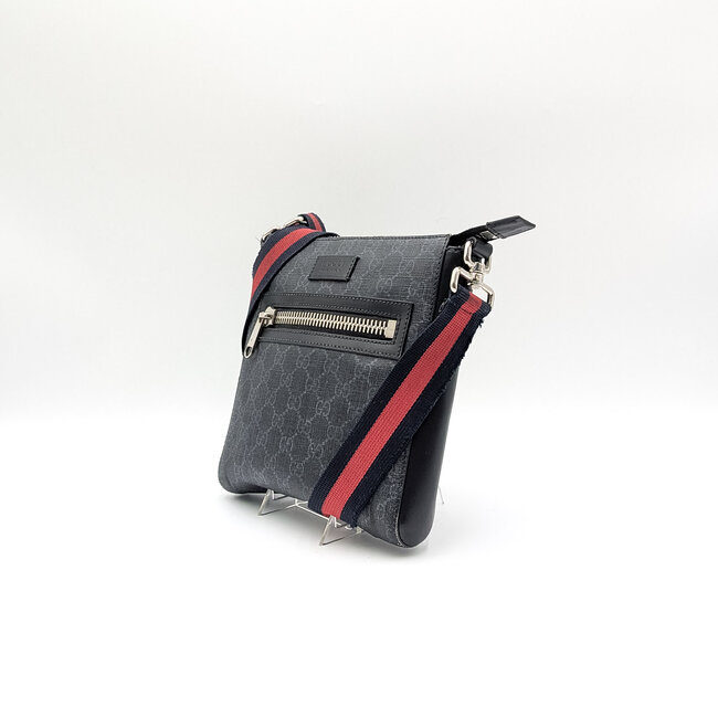 Handbag Gucci Supreme Black Monogram Messenger 125115083