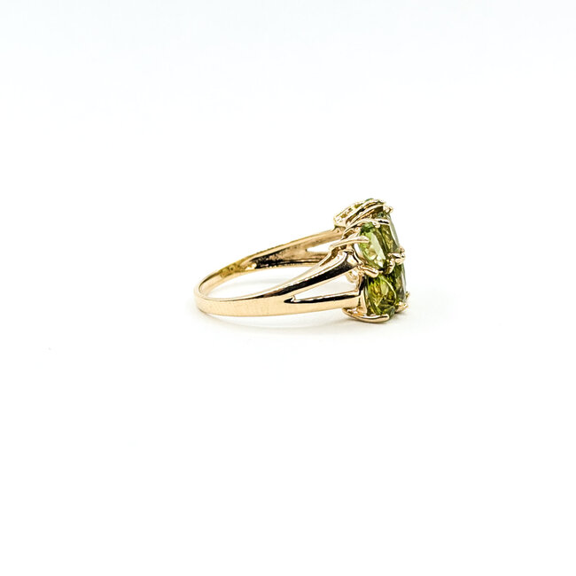 Ring 2-Row 4ctw Green Peridot 10ky 2mm Sz7 3.19g 226020007