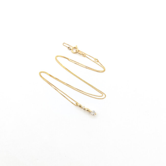 Pendant Bar W/Chain 0.1ctw Round Diamonds 18ky 14x3mm 14-16" 1.46g 126020033