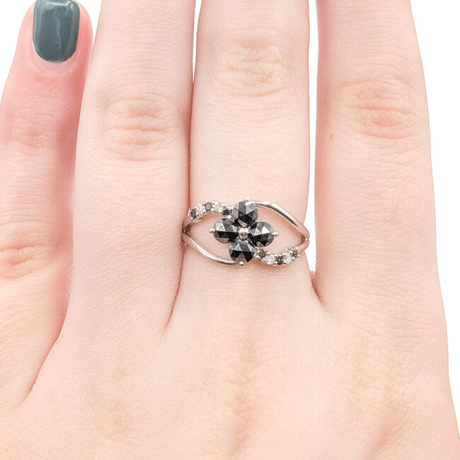 Ring Flower 1ctw Round & Rose Cut Black & White Diamonds 18kw 9mm Sz6.5 2.85g 126020017