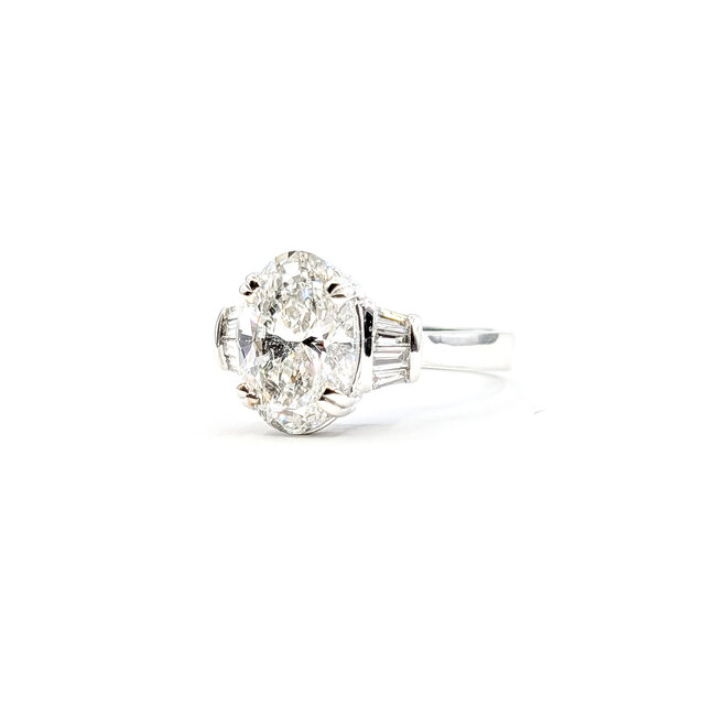 Ring Channel Set 3.01ct OV Lab Grown Diamond IGI: 750535424 .24ctw Baguette Diamonds 14kw 12x9mm Sz6.5 4g 125060024